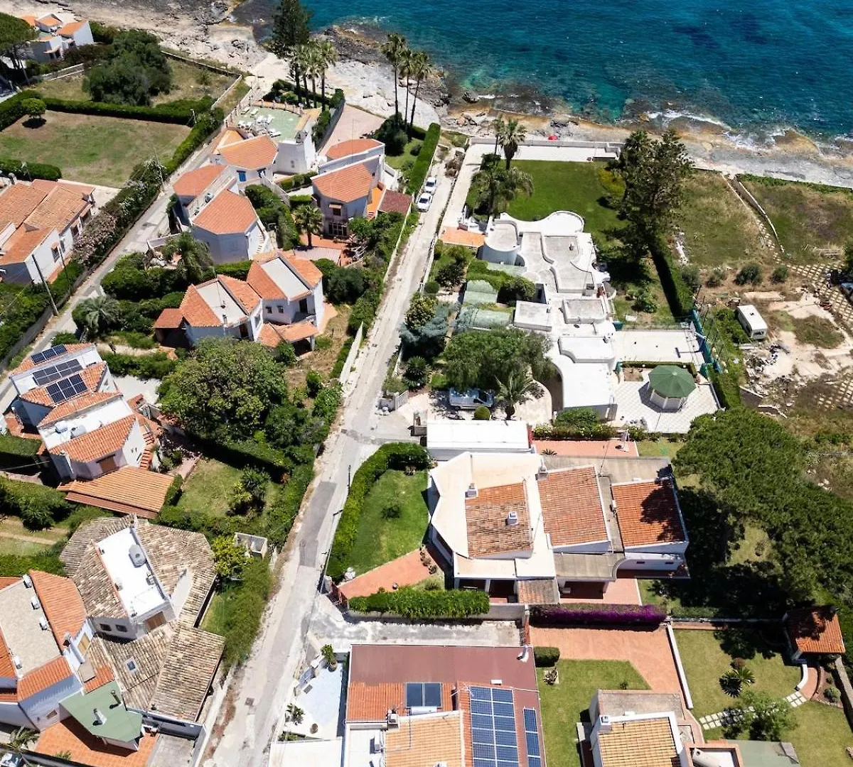 Villetta Fronte Mare Con Giardino Privato 冯塔尼比安奇 0*,